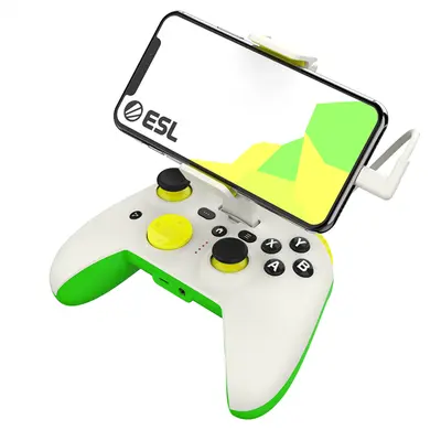 RiotPWR™ ESL Gaming Controller for iOS (White/Green) – 2. kép