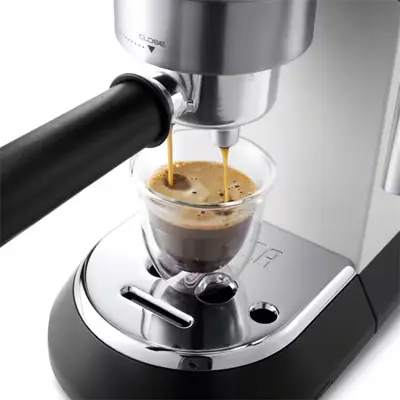 DELONGHI EC685.W Dedica Style eszpresszó kávéfőző, tartály: 1,1 l, Fehér – 2. kép