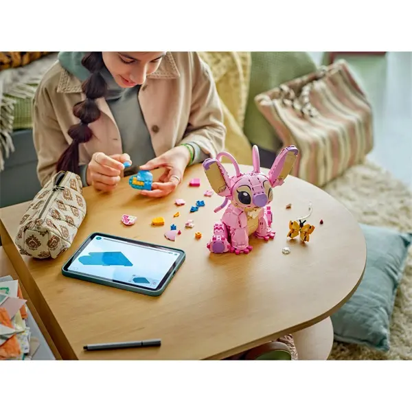 LEGO® | Disney Angyal, Lilo és Stitch építőjáték gyerekeknek, lányoknak és fiúknak 43257 – 4. kép