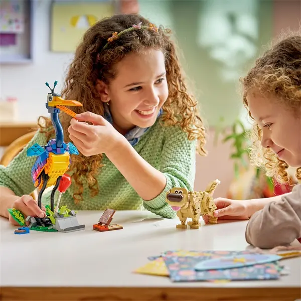 LEGO® | Disney és Pixar Kevin és Dug a Fel! című animációs filmből 43290 – 6. kép