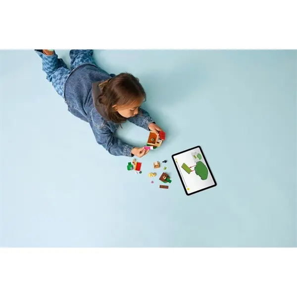 LEGO® Animal Crossing™ Goldie otthonos házikója, építőjátékszett 77058 – 4. kép