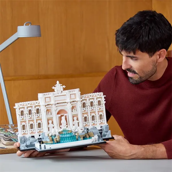 LEGO® Architecture Trevi-kút modell, Olaszország nevezetessége, római emlékmű 21062 – 6. kép
