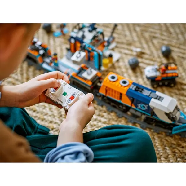 LEGO® City Felfedezők sarkvidéki expresszvonata, játék járműves szett 60470 – 5. kép
