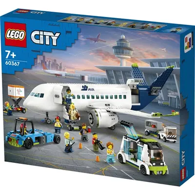 LEGO® City Utasszállító repülőgép 60367 – 2. kép