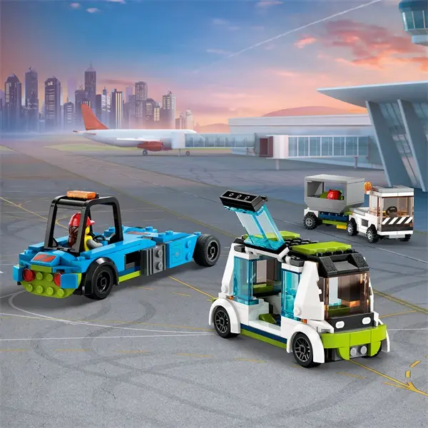LEGO® City Utasszállító repülőgép 60367 – 5. kép