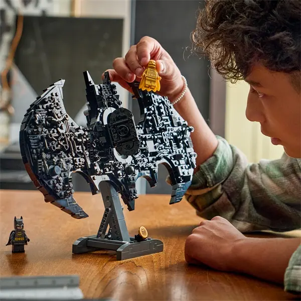 LEGO® DC Batman™: Batman logó, szuperhős építőjáték 76330 – 5. kép