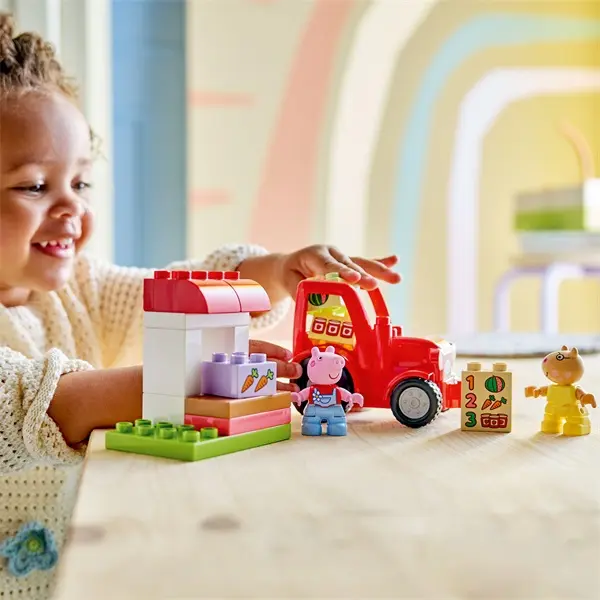 LEGO® DUPLO® Peppa malac Traktor és piac építőkészlet 10468 – 5. kép