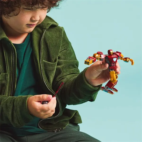 LEGO® | Marvel Vasember robot vs. Ultron, megépíthető szuperhősfigurát tartalmazó játékkészlet 76307 – 7. kép