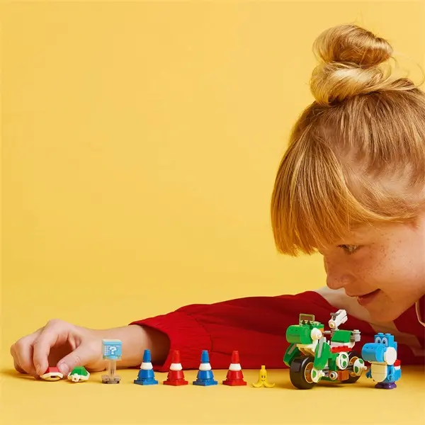 LEGO® Super Mario™ Mario Kart™ – Yoshi Bike, Nintendo® ajándék 72031 – 5. kép