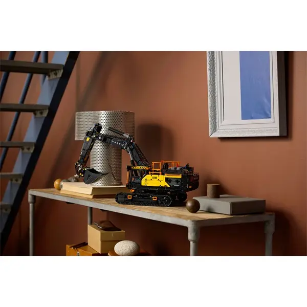 LEGO® Technic Volvo EC500 Hybrid exkavátor szett, ajándék felnőtteknek 42215 – 6. kép