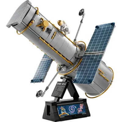 LEGO® Icons Hubble űrtávcső 11382 – 2. kép