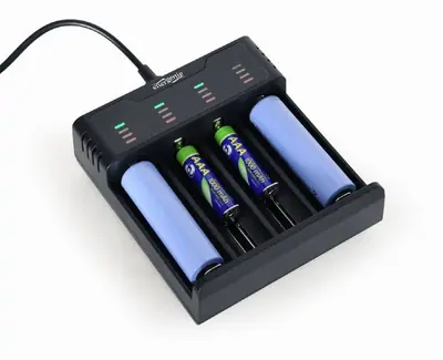 Gembird BC-USB-02 Ni-MH + Li-ion Fast Battery Charger Black – 2. kép