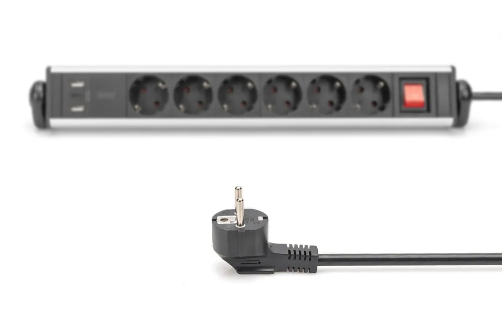 Digitus Hálózati Elosztó Kapcsolóval 6DIN, 3xUSB 1,5m Black – 6. kép