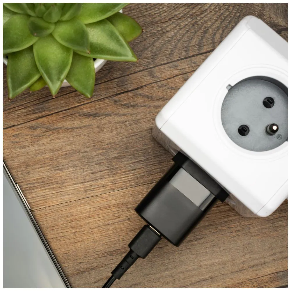 FIXED Mini hálózati töltőkészlet USB-C kimenettel és USB-C/Lightning kábellel 20W 1m, fekete – 7. kép
