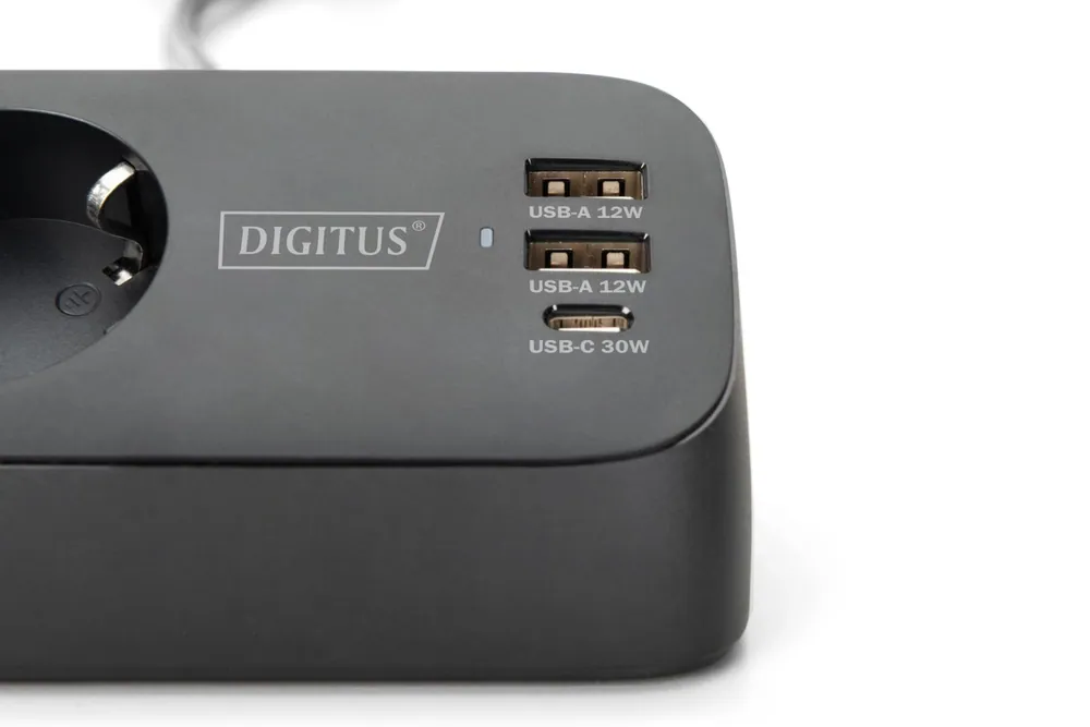 Digitus Hálózati Elosztó Kapcsolóval 3DIN 1,5m Black – 3. kép