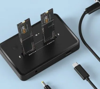 Gembird DD2-U3M2 Desktop dual drive USB Type-C M.2 NVME (and SATA) SSD docking station Black – 2. kép