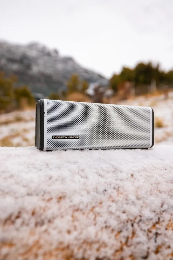 Thonet & Vander Frei Topp Bluetooth Portable Speaker Ice White – 6. kép