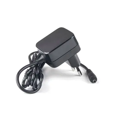 ACT AC1505 Universal Power Supply 5V/2A Black – 2. kép