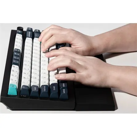 Keychron K10 Pro, K10 Max, Q6, Q6 Pro, Q6 Max, Q6 HE, V6, V6 Max szilikon csuklótámasz fekete – 4. kép