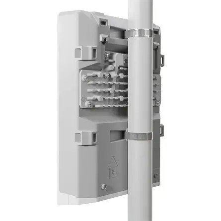 Mikrotik netPower 16P Outdoor 18 Port Switch White – 3. kép