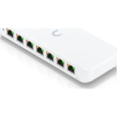 Ubiquiti UniFi 8-Port GbE PoE+ powered by GbE++ input 210W – 2. kép